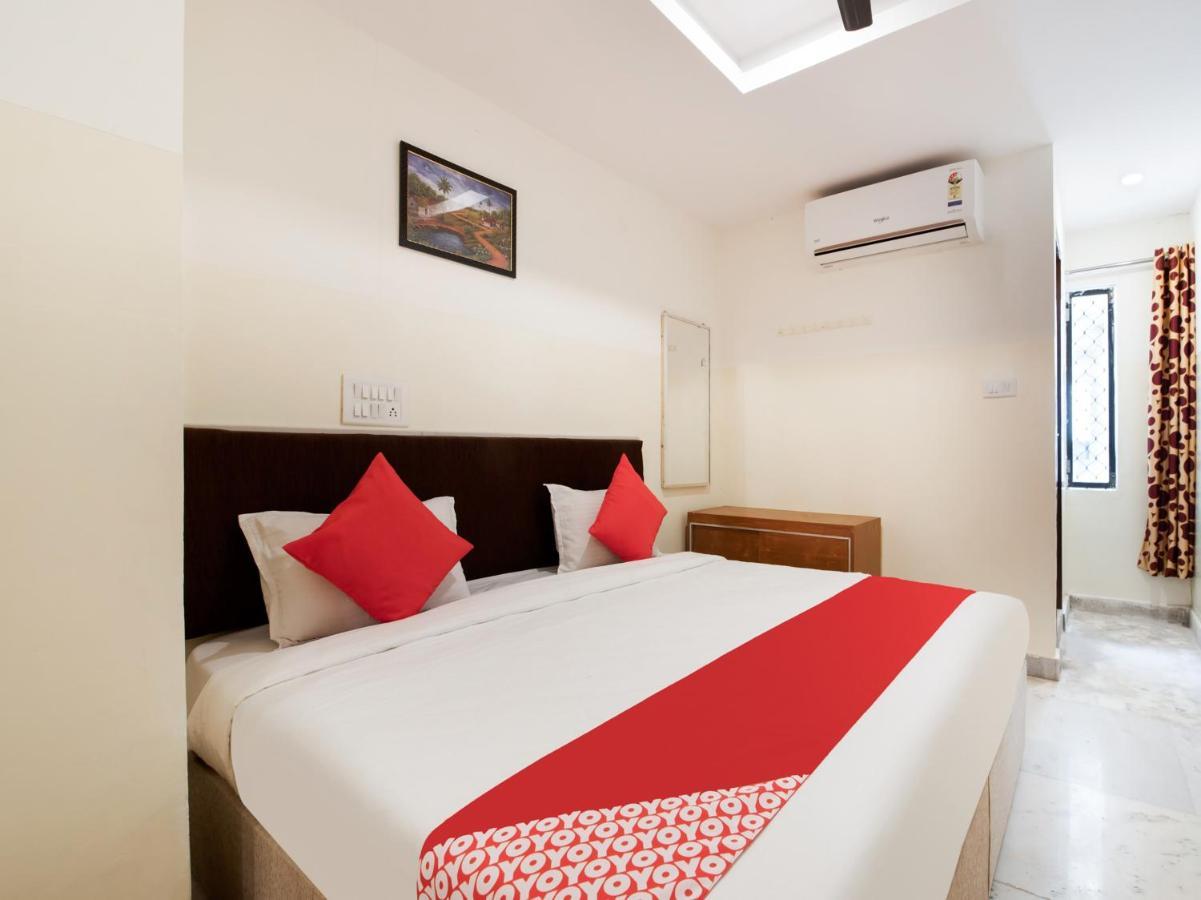 Oyo 69511 Hotel Sea E Pearl Visakhapatnam Buitenkant foto