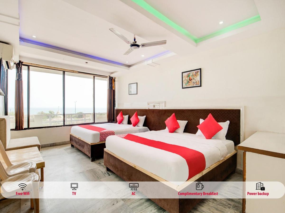 Oyo 69511 Hotel Sea E Pearl Visakhapatnam Buitenkant foto